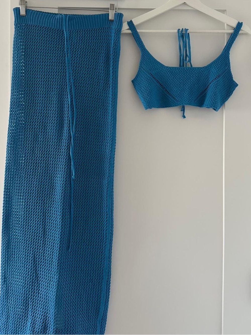 Bananhot Matching set, like new and barely worn. Perfect for beach cover up!
